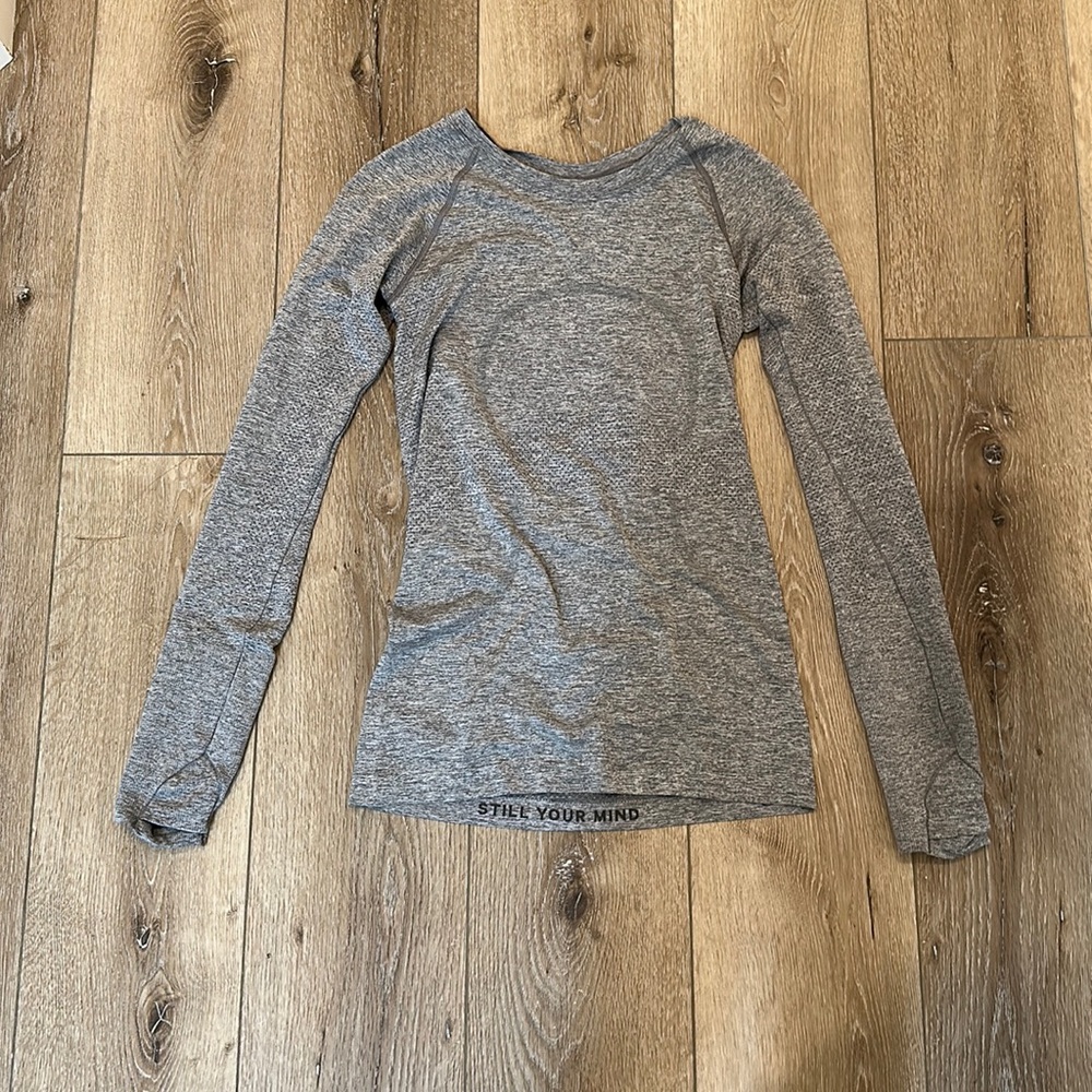 Lululemon Swiftly Tech Long-Sleeve Shirt 2.0